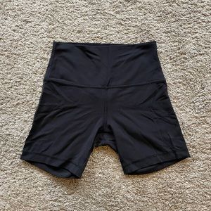 Lululemon Align High-Rise Short 6”